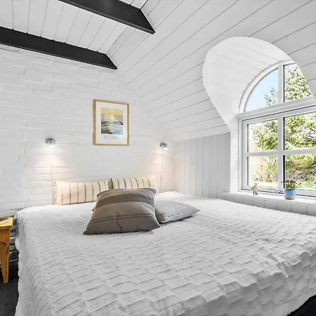 20208-ulfborg-fyrrebakken-1 *